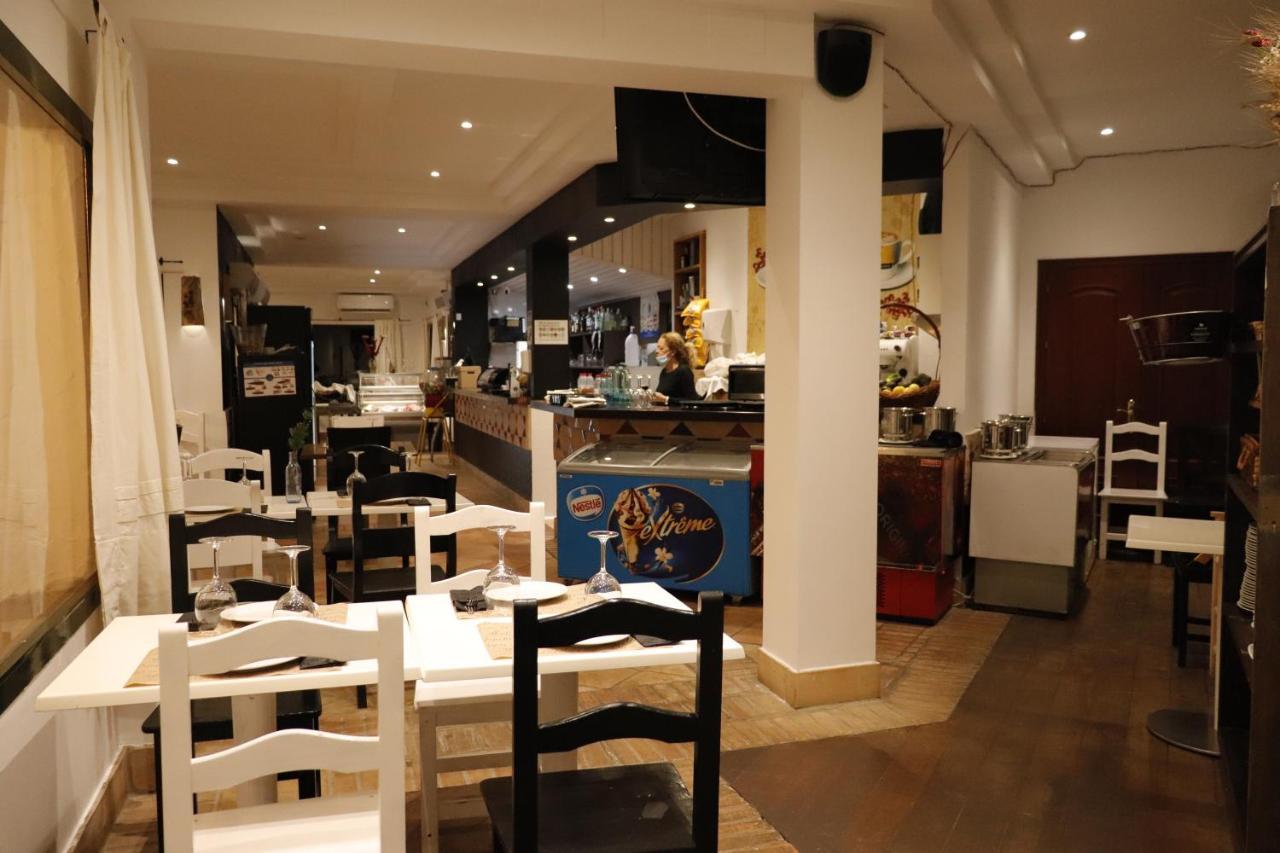 Hostal Restaurante Benalup Golf Экстерьер фото